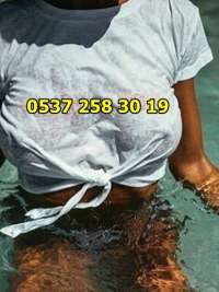 Atakent Bölgesinden Özgür ve Etkileyici Bayan Escort