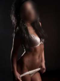 Çiftlik Bayan Escort - Yeni Nesil Deneyimler için Hazır Olun!