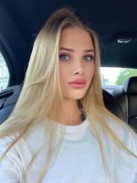 Samsun Escort Bayanlar: Zaferin Kefekilendiği Güzellik - 87kg, 154cm